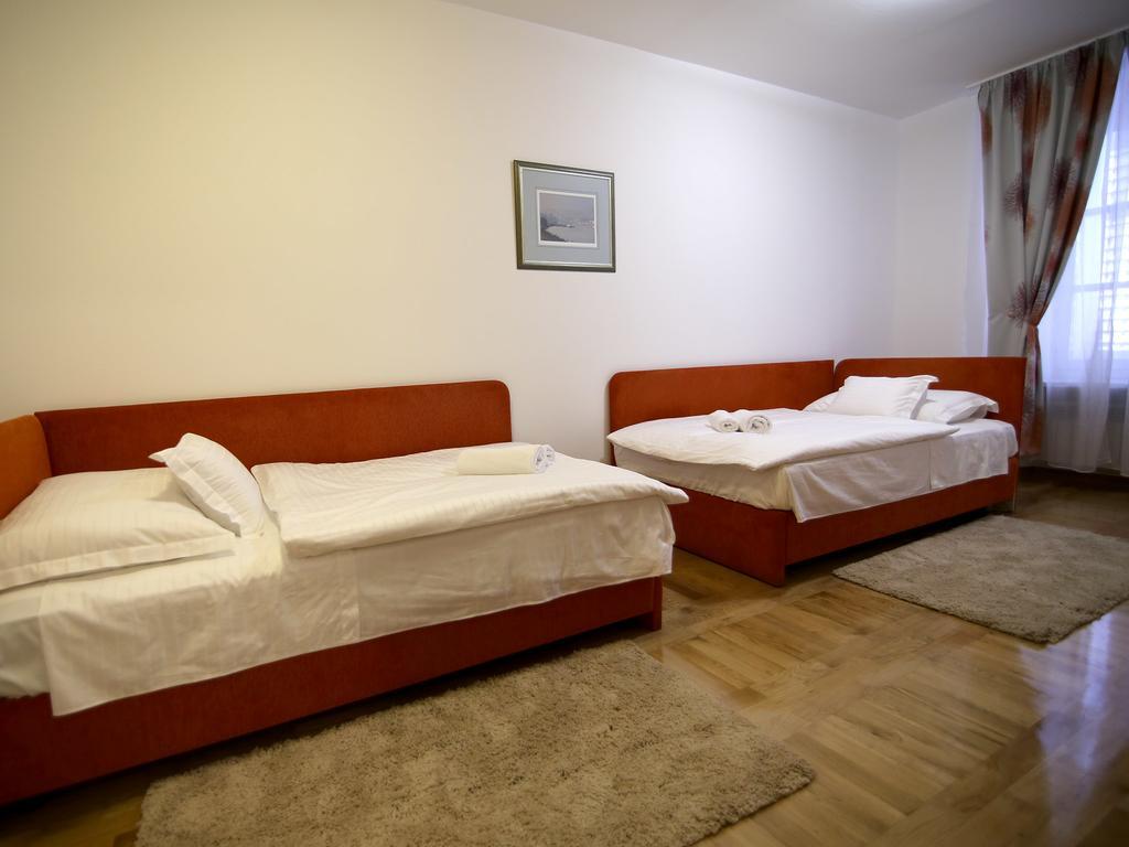 Apartment A&g *
