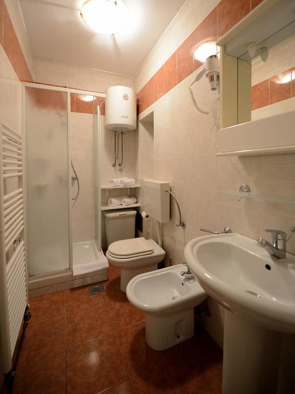 Apartment A&g